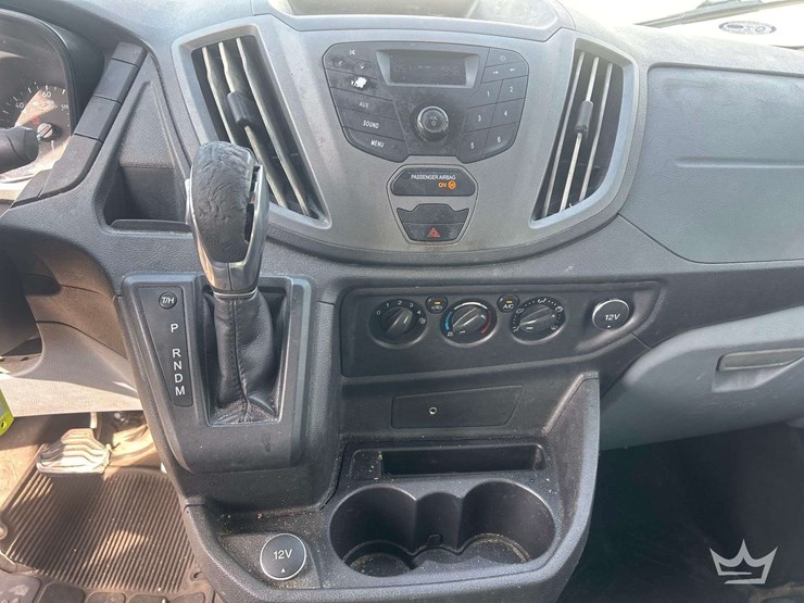 2017-ford-transit-image-19