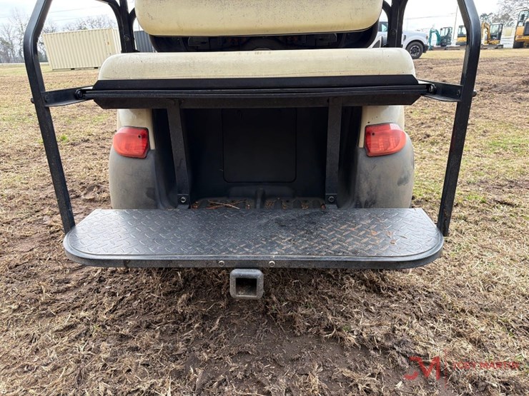 club-car-golf-cart-image-7