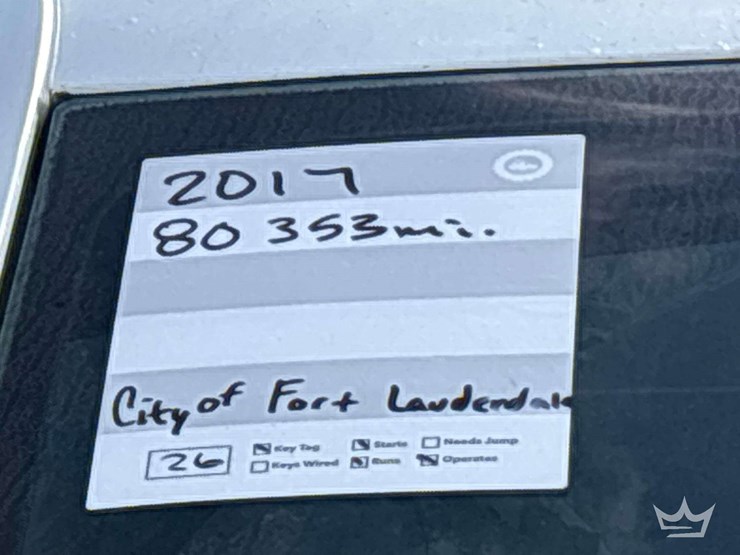 2017-dodge-charger-sedan-image-23