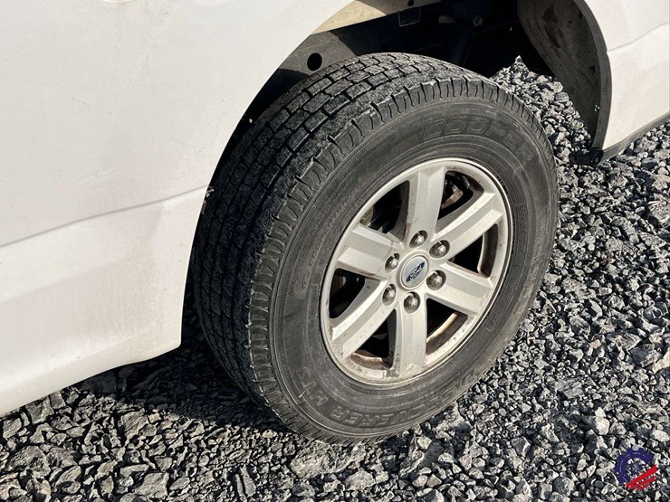 2019-ford-f150-xl-image-8