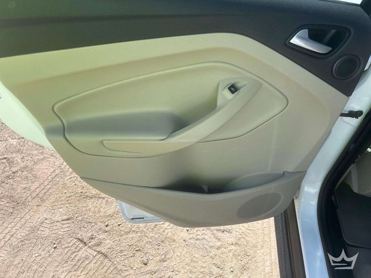 2016-ford-escape-image-21