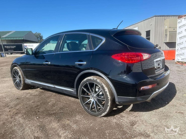 2017-infiniti-qx50-suv-image-4