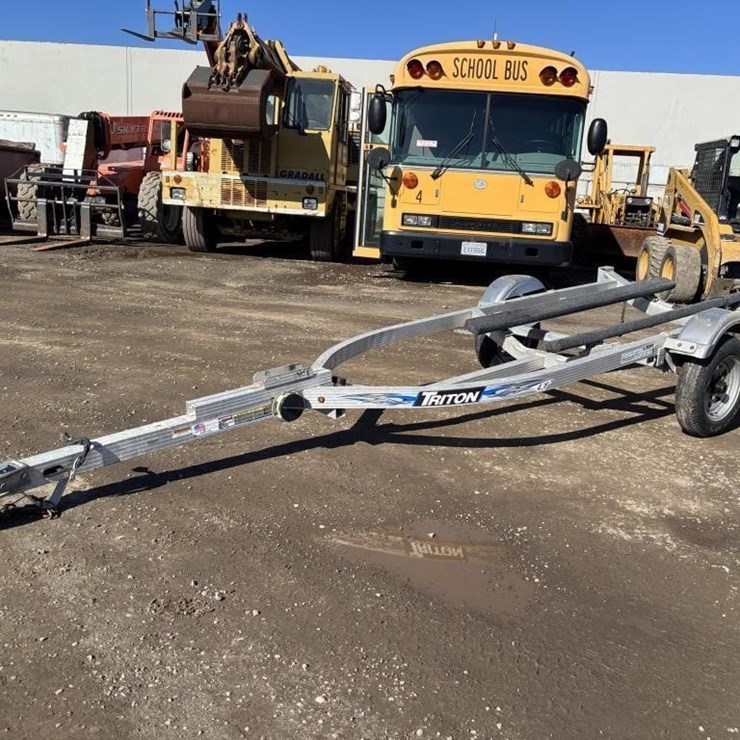 2016 Triton LTCWCI-T Jetski Trailer