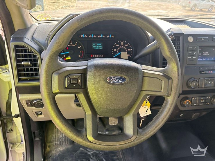 2016-ford-f-150-ext.-cab-pickup-truck-image-18