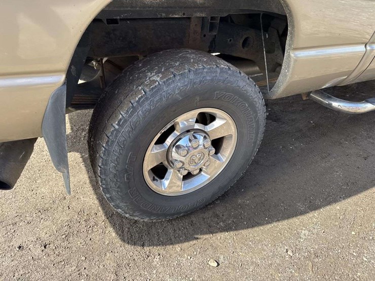 2005-dodge-ram-2500-image-10