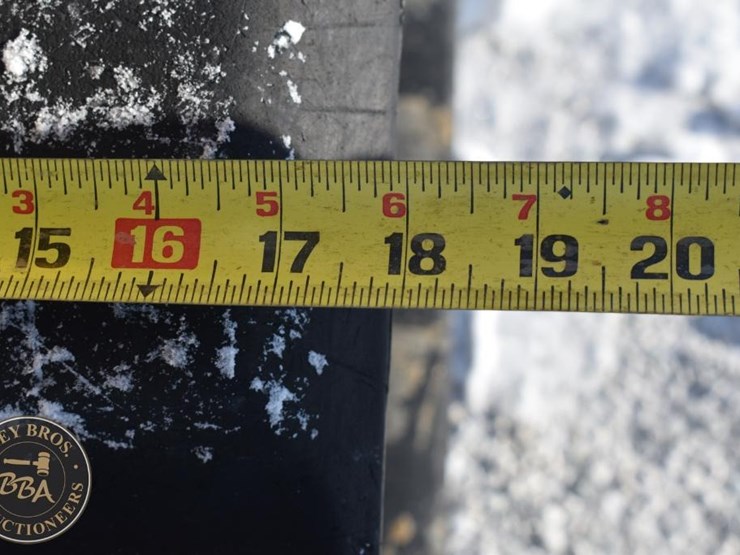 2023-deere-333g-image-26