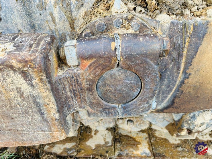 2005-caterpillar-d8t-image-19