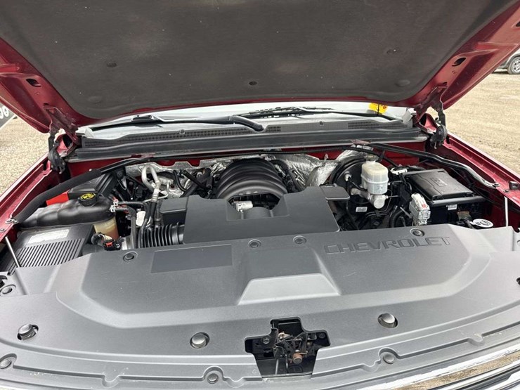 2015-chevrolet-tahoe-ltz-image-19