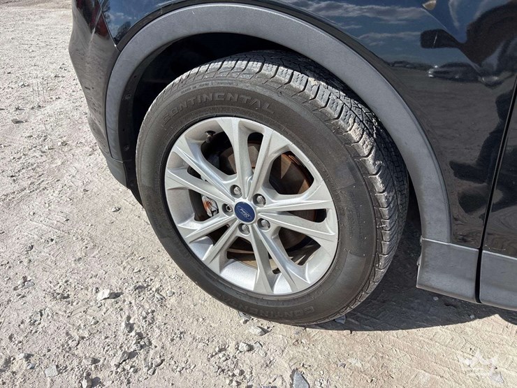 2017-ford-escape-image-27