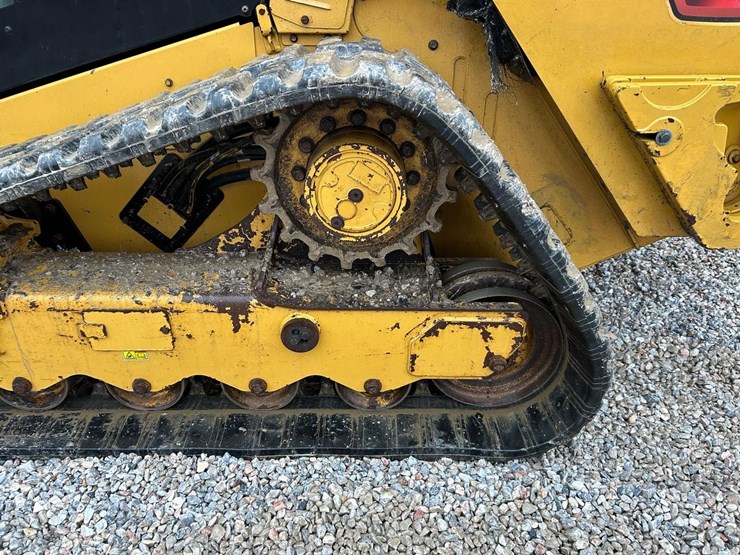 2020-caterpillar-299d3-xe-image-19