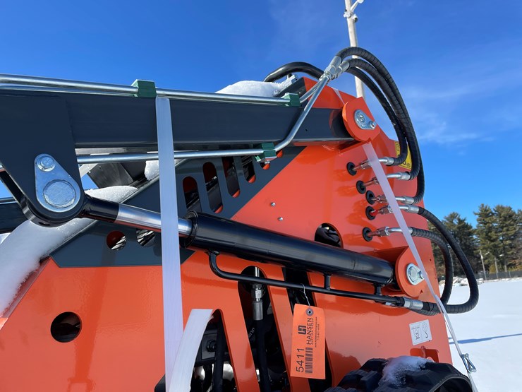 #5411-•-2025-ats-mini-skid-steer-loader-t460-image-13