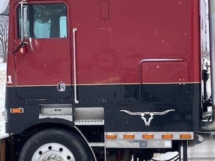 1983-marmon-110p-cab-over-engine-semi-truck-image-2