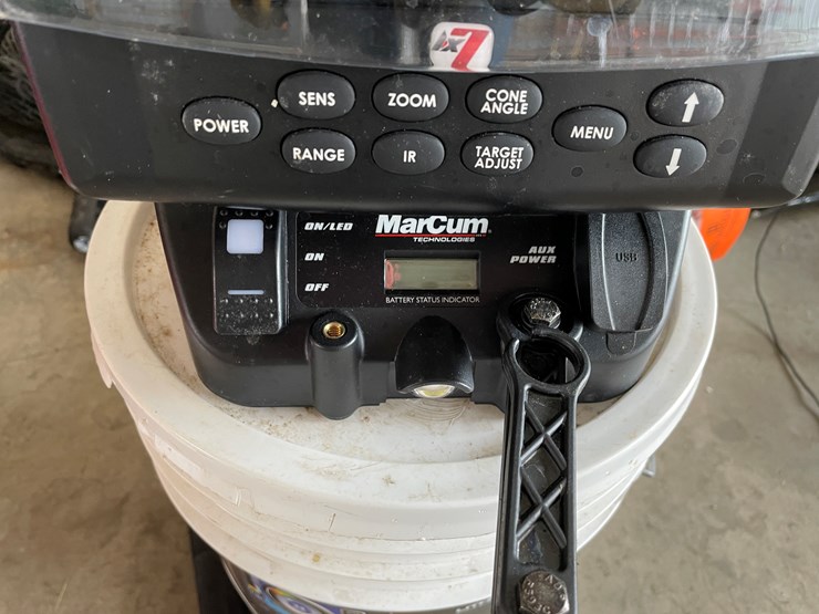 #7631-•-marcum-technologies-fish-finder-image-3