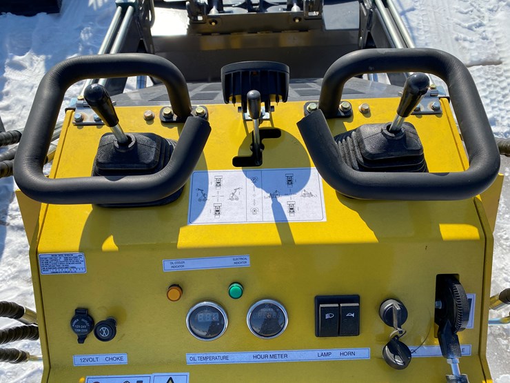 #5319-•-landhonor-mini-skid-steer-loader-image-10