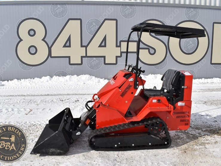 2025-agt-industrial-mini-skid-steer-41820-image-2