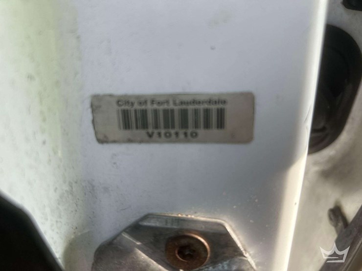 2017-ford-fusion-hybrid-sedan-image-22