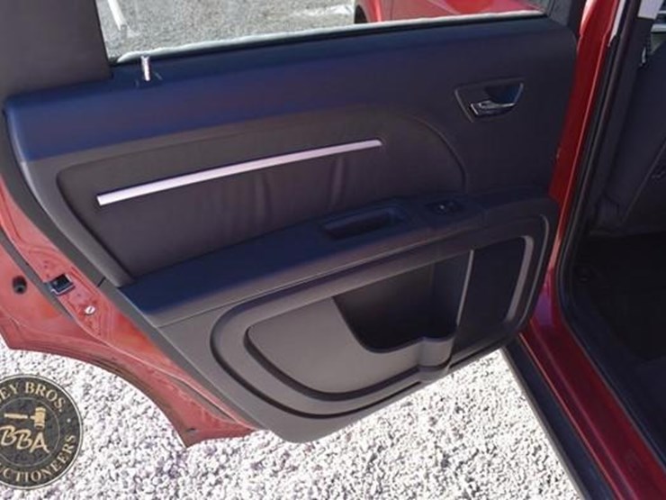 2010-dodge-journey-sxt-image-35