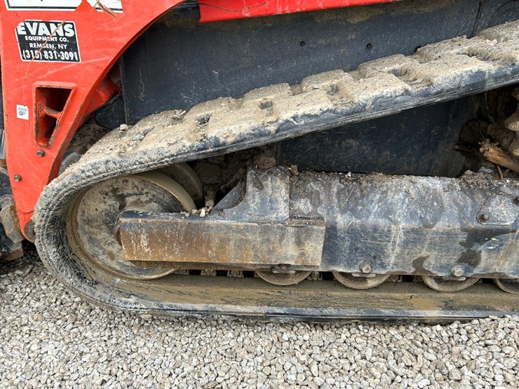 2021-kubota-svl75-2-image-17