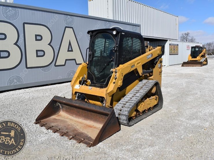 2019-caterpillar-249d3-image-4