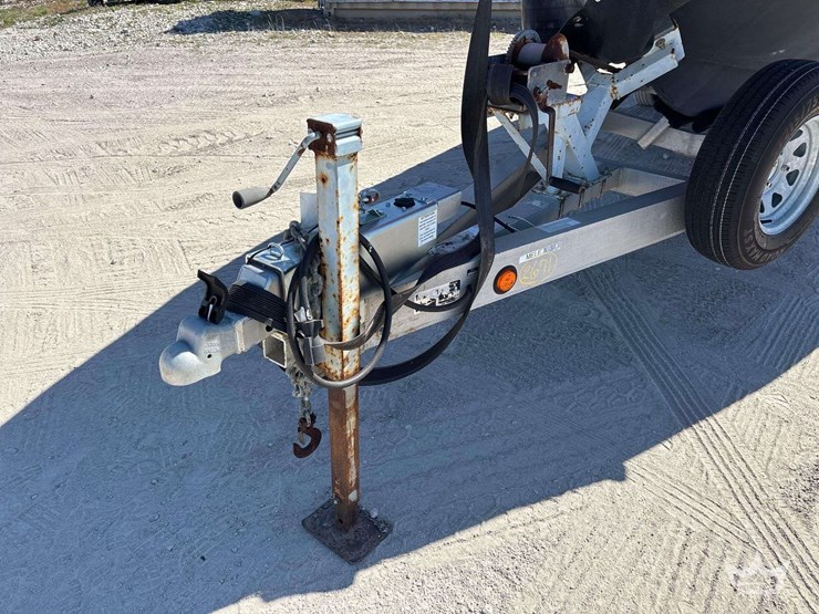 23ft.-zodiac-hurricane-inflatable-rib-with-2007-25ft-myco-t/a-aluminum-boat-trailer-image-8