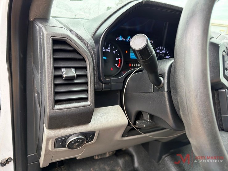 2019-ford-f350-xl-image-27