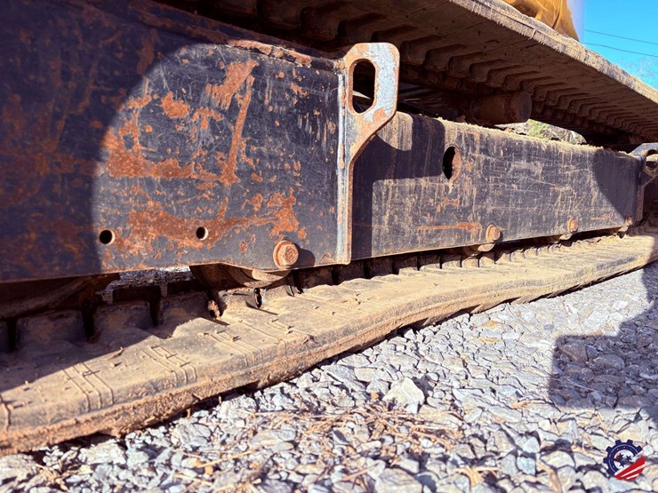 2016-cat-305e2-mini-excavator-image-30