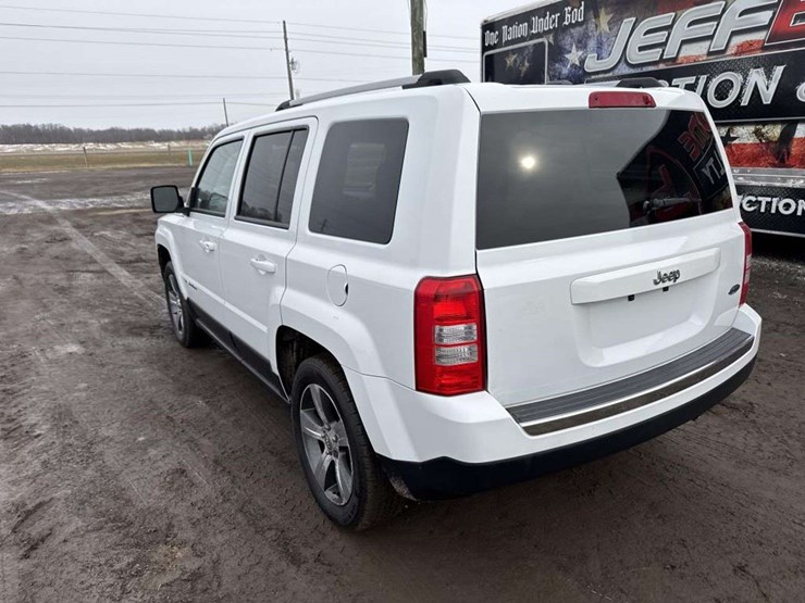 2016-jeep-patriot-image-2