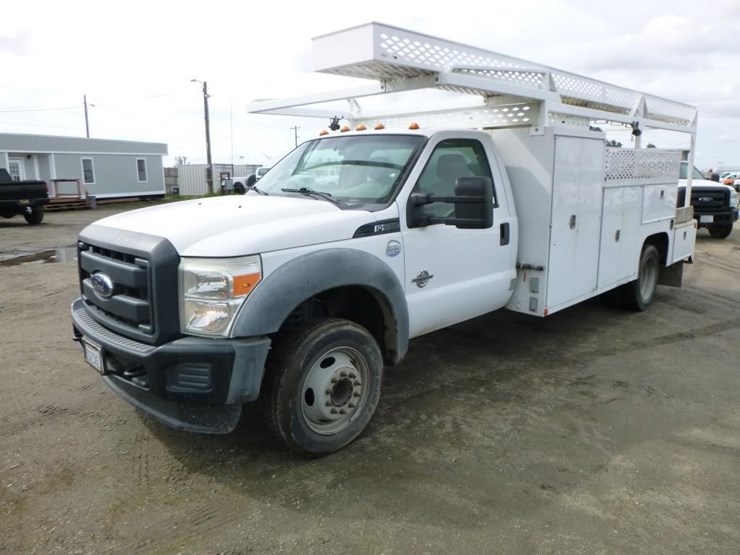 2013-ford-f550-image-1