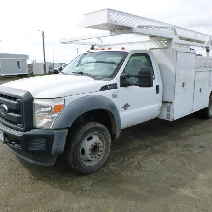 2013 FORD F550