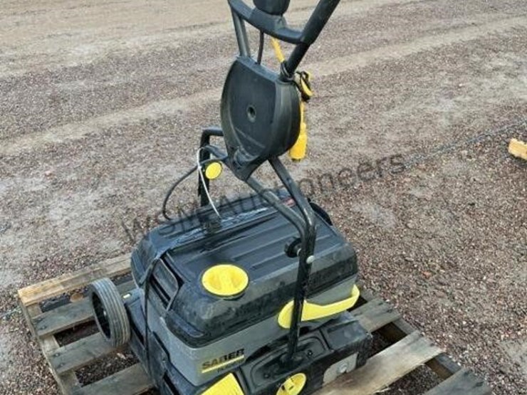 windsor-floor-scrubber,-image-3