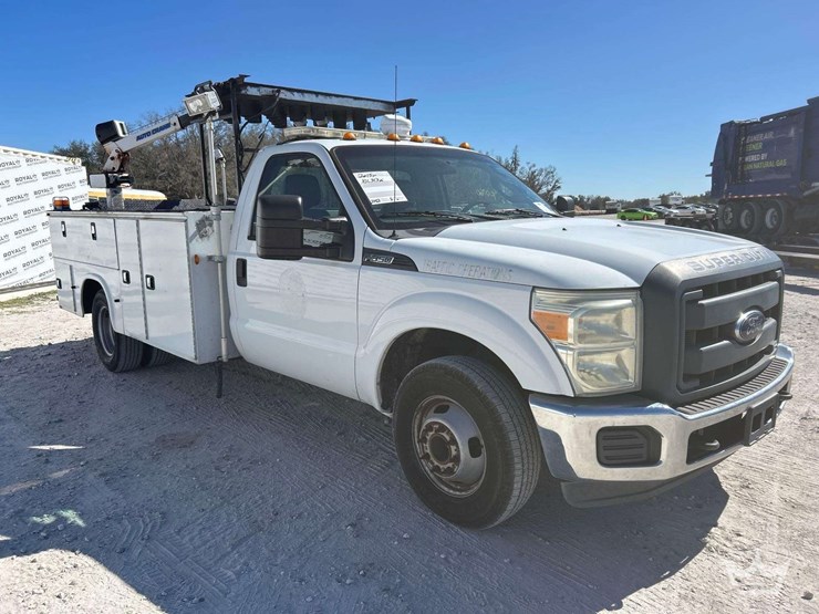 2015-ford-f350-image-2