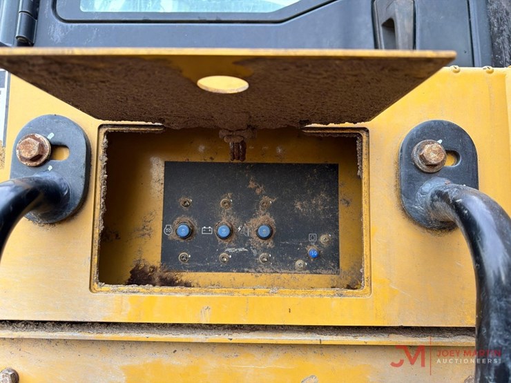 2021-caterpillar-950gc-image-18