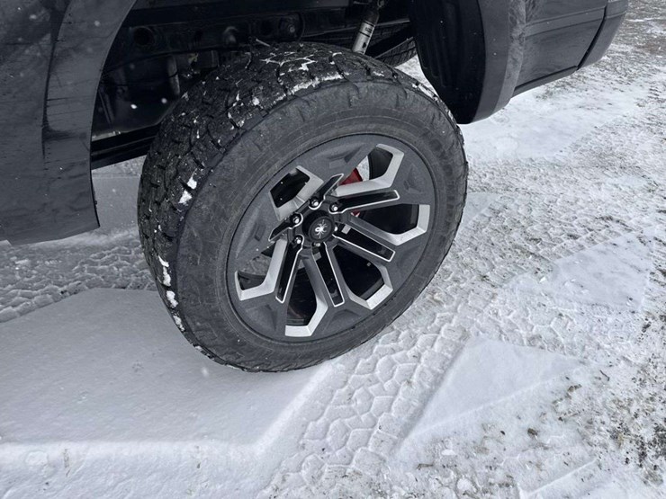 2022-ford-f150-image-9