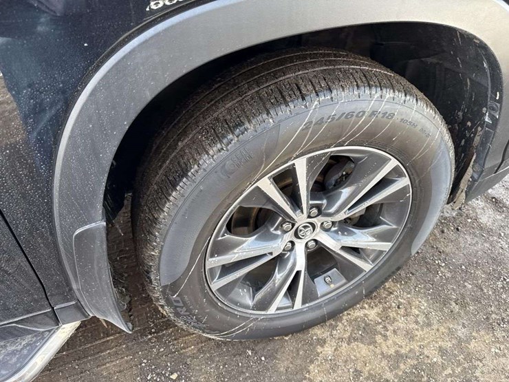 2016-toyota-highlander-image-22