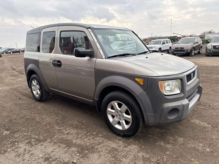 2004-honda-element-image-6