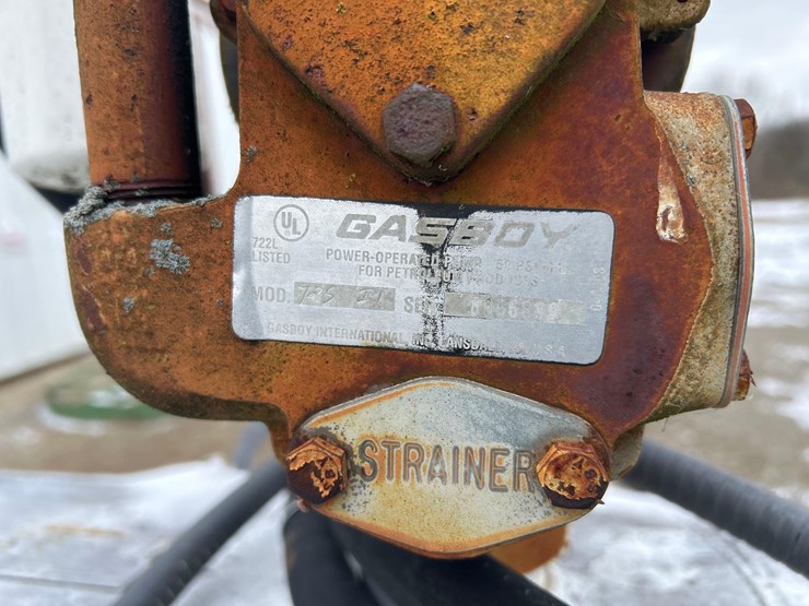 500-gallon-fuel-tank-w/-pump-image-4