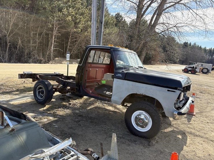 1979-ford-f250-image-28