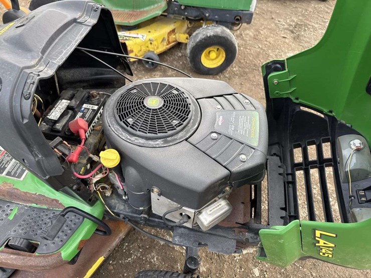 john-deere-la145-image-10