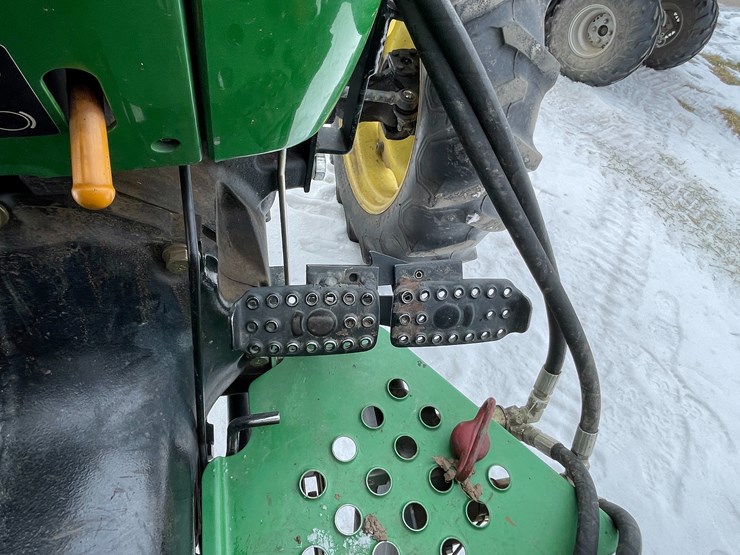 2001-john-deere-5205-image-31