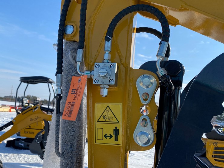 #5359-•-2026-unused-cfg-mini-excavator-image-12