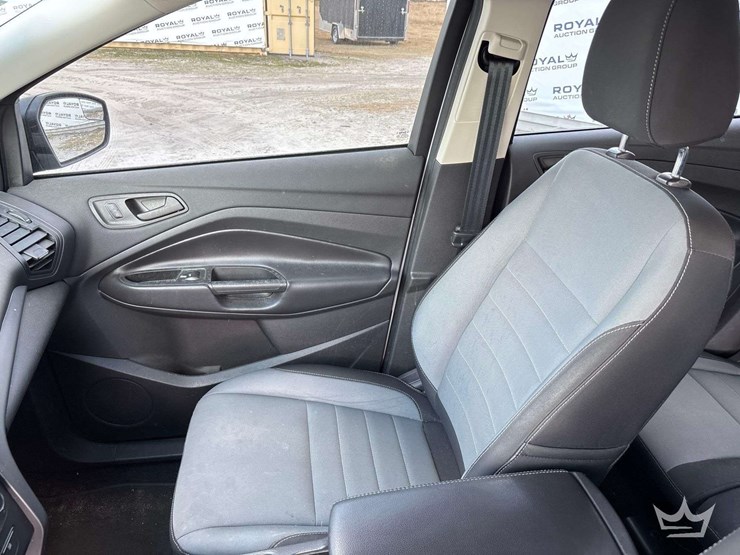 2017-ford-escape-image-21