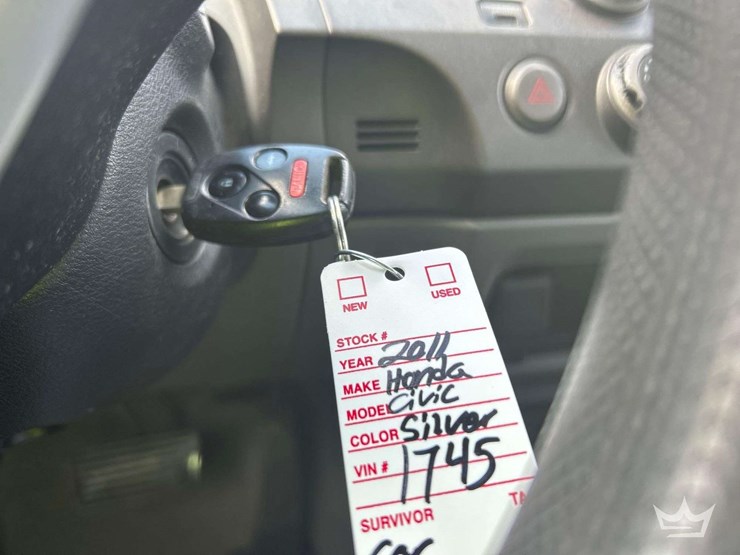 2011-honda-civic-coupe-image-27