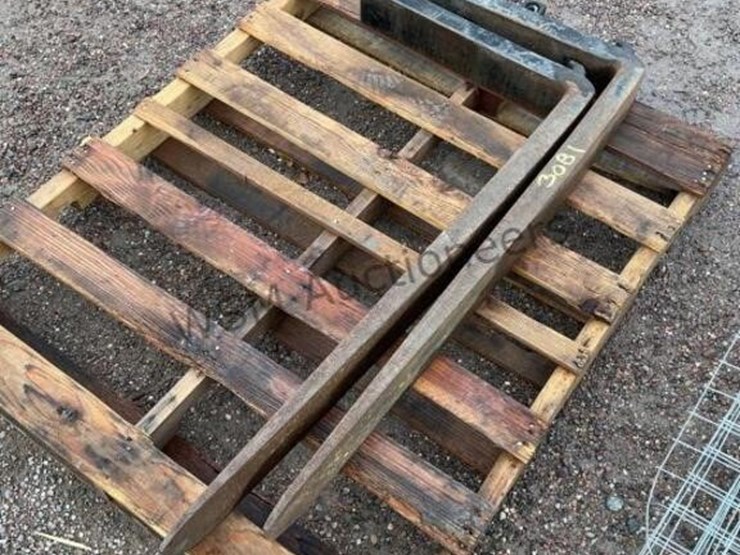 set-of-42in-forklift-forks-image-4