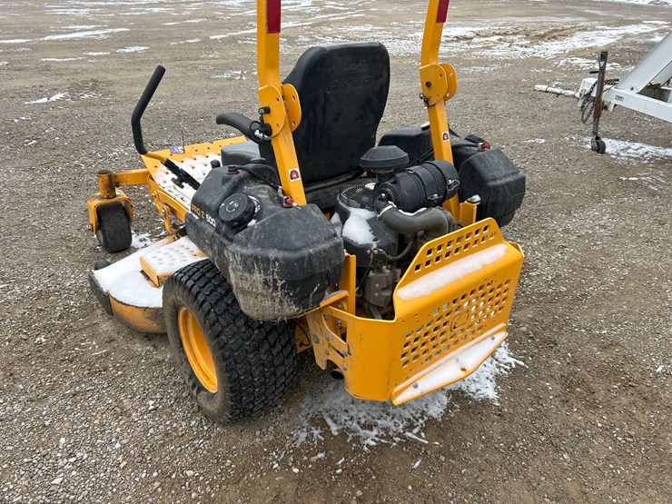 cub-cadet-pro-z-500-mower-image-10