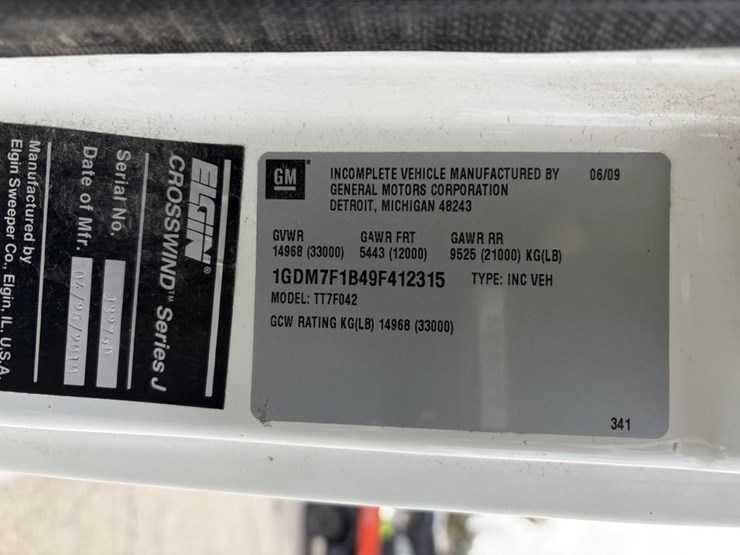 2009-gmc-t7500-image-18