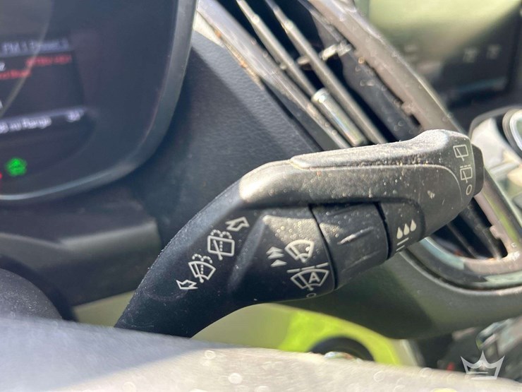 2015-ford-c-max-hatchback-image-11