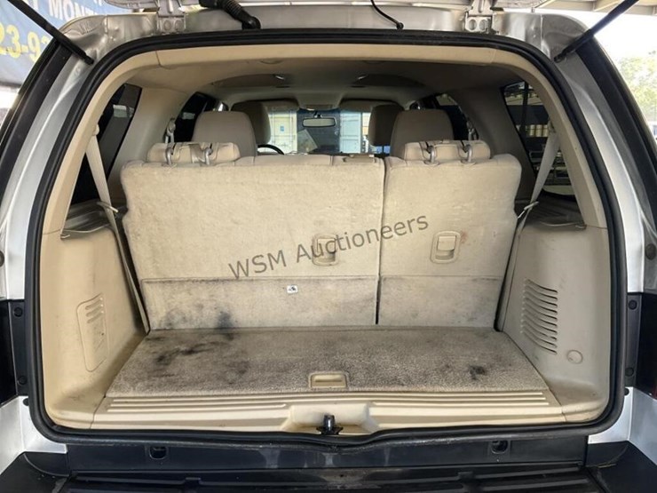 2015-ford-expedition-image-9