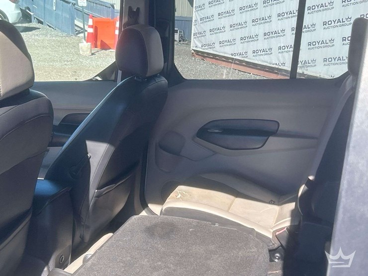 2014-ford-transit-connect-image-18