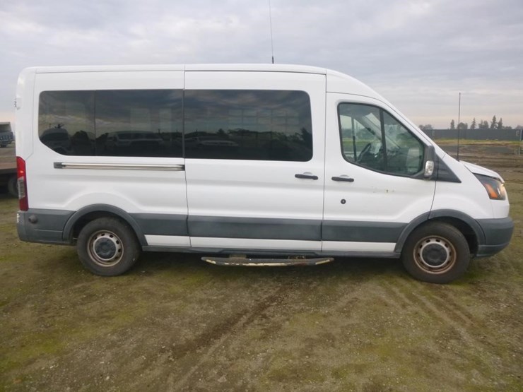 2018-ford-transit-image-8