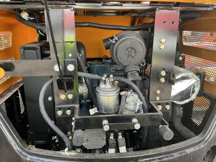 2025-miva-va20-mini-excavator-image-8